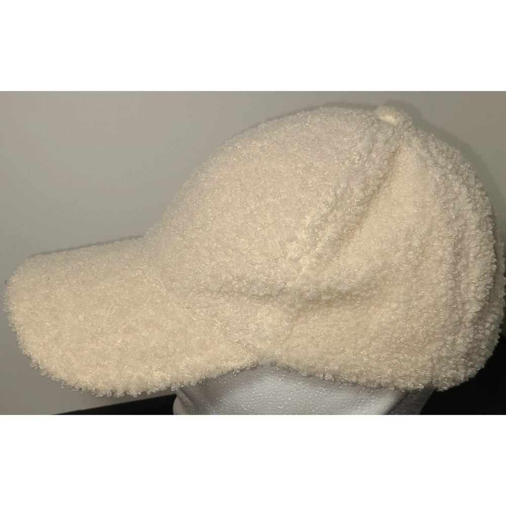 NWOT Faux Shearling Baseball Cap Cream One Size Adjustable Fuzzy Hat